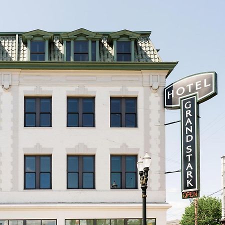 Hotel Grand Stark Портленд Экстерьер фото